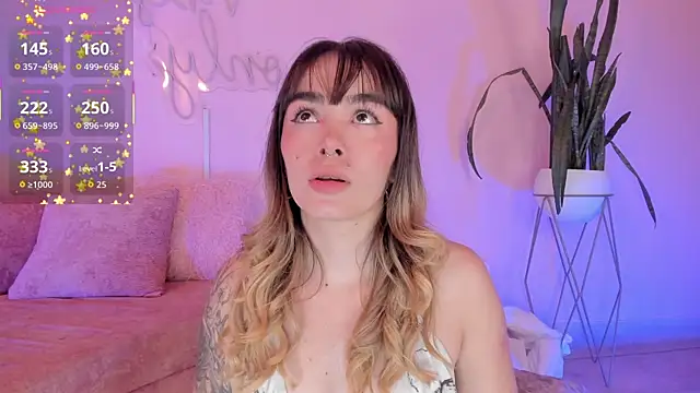 Lucy Vega online show from 19, 12, 2025