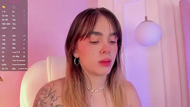 Lucy Vega online show from 13, 1, 2026