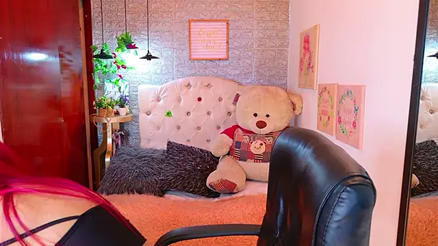 meghan nill online show from 26, 11, 2025