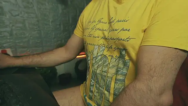 Snapshot of alex-volo chatting on 6, 6, 2026 alex-volo online show from 6, 6, 2026