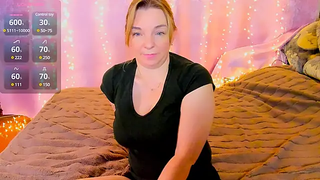Snapshot of Regina__blue chatting on 28, 1, 2025 Regina blue online show from 28, 1, 2025
