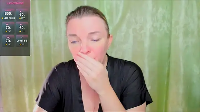 Snapshot of Regina__blue chatting on 3, 3, 2025 Regina blue online show from 3, 3, 2025