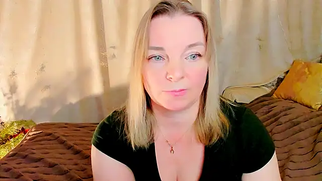 Regina  blue online show from 15, 1, 2026