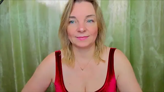 Snapshot of Regina__blue chatting on 3, 2, 2025 Regina blue online show from 3, 2, 2025