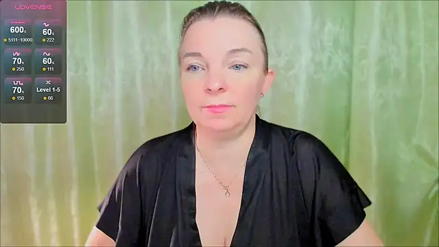 Snapshot of Regina__blue chatting on 3, 3, 2025 Regina blue online show from 3, 3, 2025