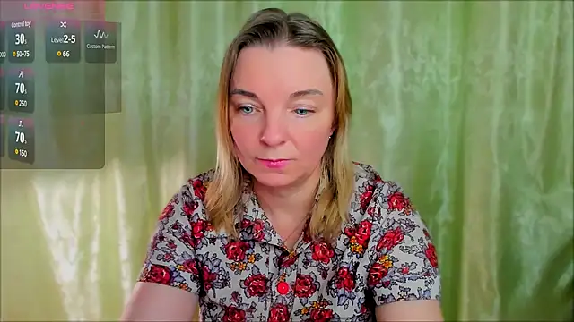 Snapshot of Regina__blue chatting on 16, 3, 2025 Regina blue online show from 16, 3, 2025