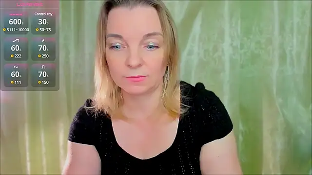 Snapshot of Regina__blue chatting on 17, 2, 2025 Regina blue online show from 17, 2, 2025