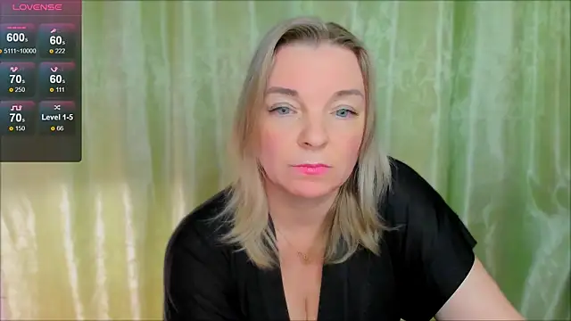 Snapshot of Regina__blue chatting on 22, 3, 2025 Regina blue online show from 22, 3, 2025
