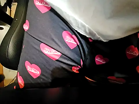 hornyBee1993 online show from 21, 2, 2025