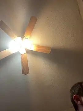 SmokingSloth online show from 25, 11, 2025