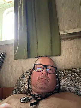 Snapshot of lam007 chatting on 13, 6, 2026 lam007 online show from 13, 6, 2026