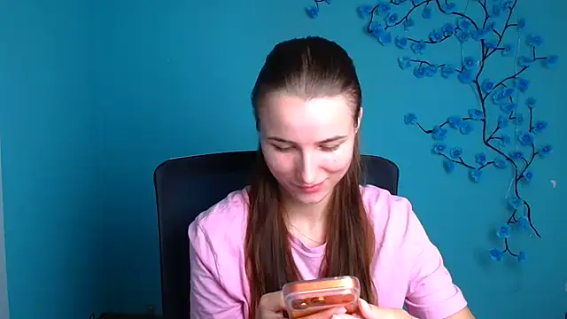 Snapshot of Eva_Janee chatting on 18, 6, 2026 Eva Janee online show from 18, 6, 2026