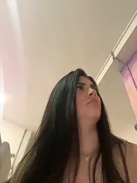 Amy-Saenz online show from 5, 12, 2025