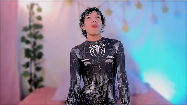 Im Alejo online show from 31, 10, 2025