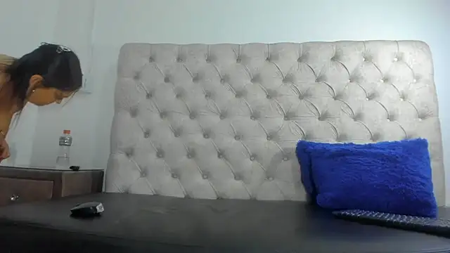 Snapshot of FernandaClar chatting on 13, 3, 2025 FernandaClar online show from 13, 3, 2025