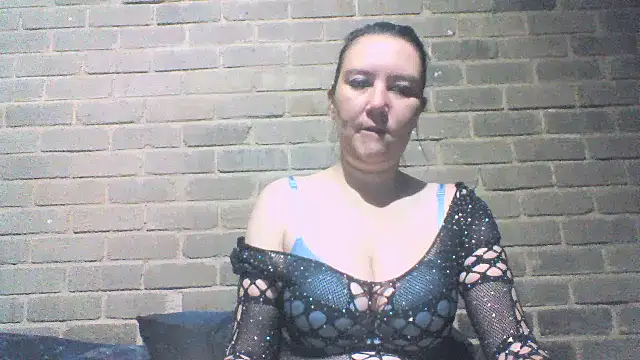 Snapshot of EksJouneMwah chatting on 3, 12, 2025 EksJouneMwah online show from 3, 12, 2025