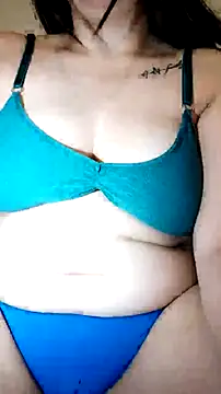 Snapshot of tiniticox chatting on 21, 10, 2025 tiniticox online show from 21, 10, 2025
