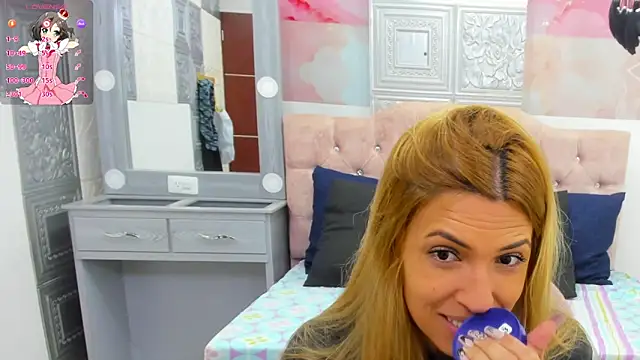 EvaaLovia1 online show from 14, 3, 2025