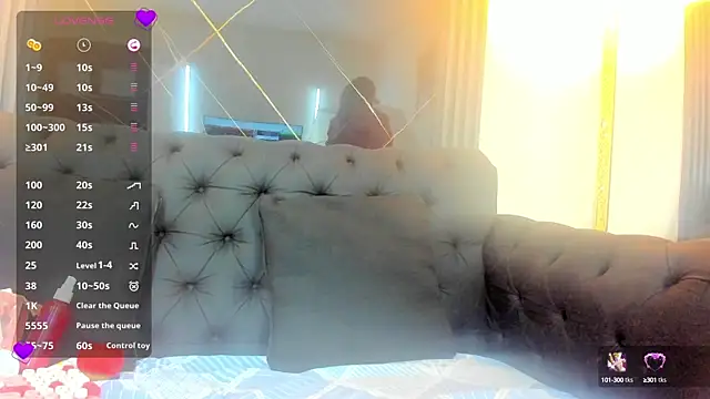 EvaaLovia1 online show from 9, 10, 2025