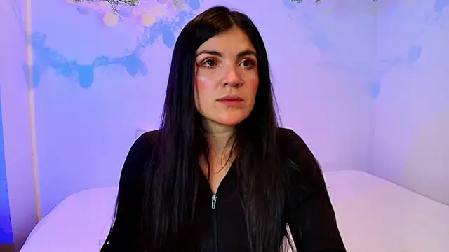 Amara vega online show from 20, 12, 2025