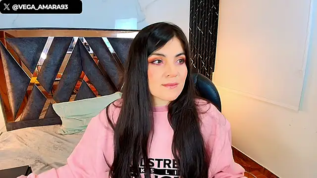 Snapshot of Amara_vega chatting on 22, 11, 2025 Amara vega online show from 22, 11, 2025