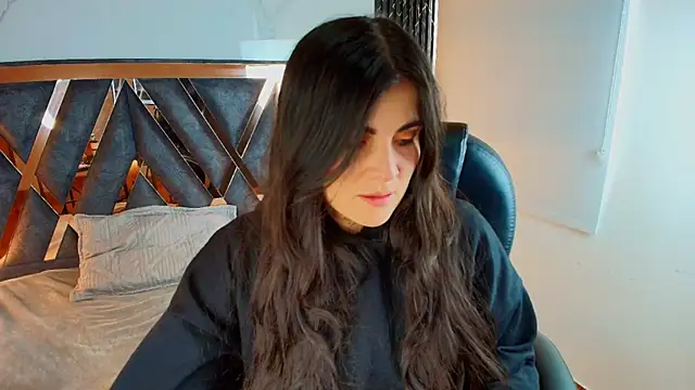 Snapshot of Amara_vega chatting on 2, 12, 2025 Amara vega online show from 2, 12, 2025