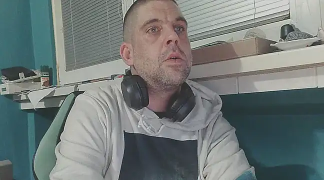YouWantMe666 online show from 13, 2, 2025