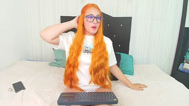 Snapshot of alice_dakota chatting on 7, 2, 2025 alice dakota online show from 7, 2, 2025