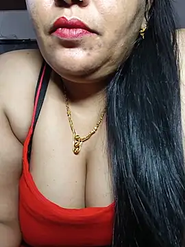 Snapshot of sneha_rose chatting on 5, 6, 2026 sneha rose online show from 5, 6, 2026