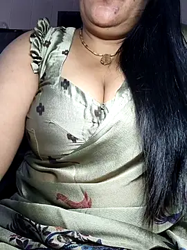 Snapshot of sneha_rose chatting on 29, 4, 2026 sneha rose online show from 29, 4, 2026