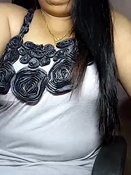 Snapshot of sneha_rose chatting on 7, 5, 2026 sneha rose online show from 7, 5, 2026