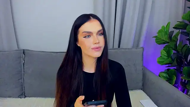 sexyangeloux online show from 9, 9, 2025