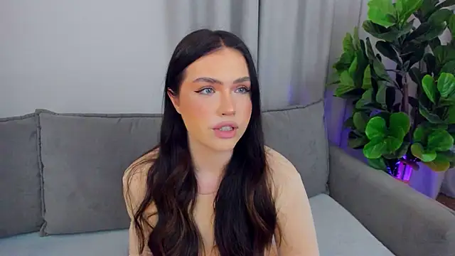 sexyangeloux online show from 26, 4, 2026