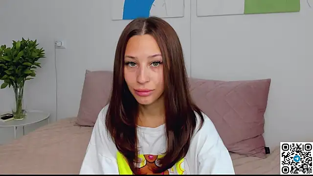 Snapshot of SelenaRousey chatting on 13, 5, 2026 SelenaRousey online show from 13, 5, 2026