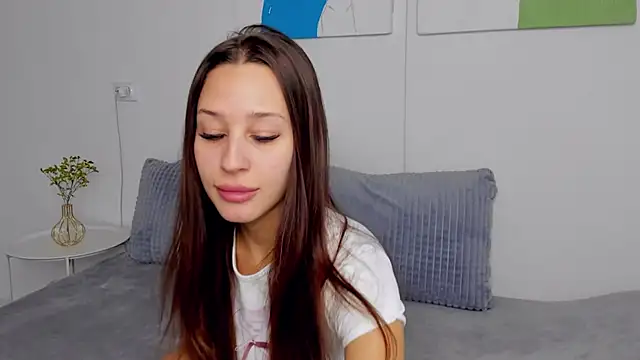 SelenaRousey online show from 8, 11, 2025