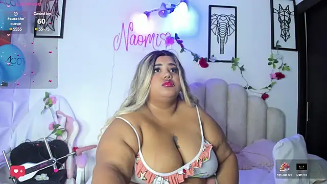 NaomiAsha online show from 5, 3, 2025