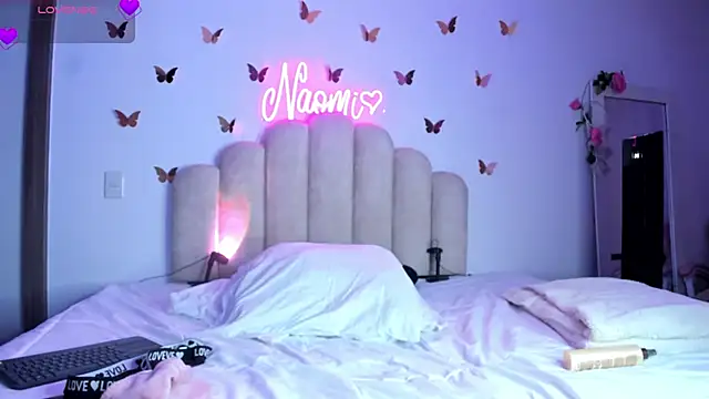 NaomiAsha online show from 25, 11, 2025