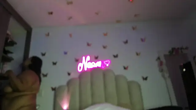 NaomiAsha online show from 23, 9, 2025