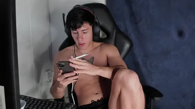 krizia7 online show from 21, 3, 2025