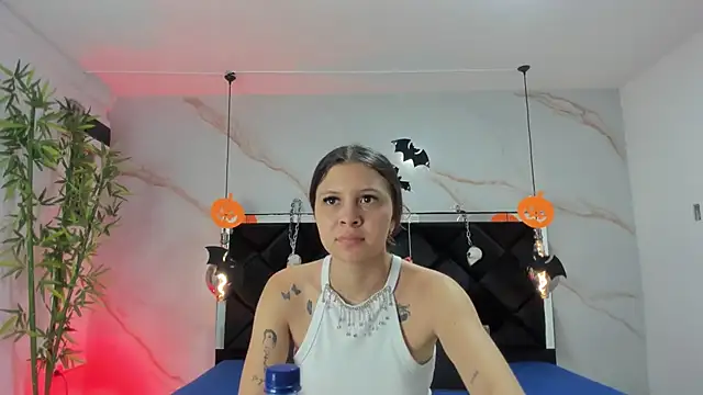 AngelaaCute  online show from 29, 10, 2025