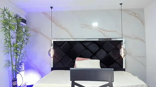 AngelaaCute  online show from 8, 11, 2025