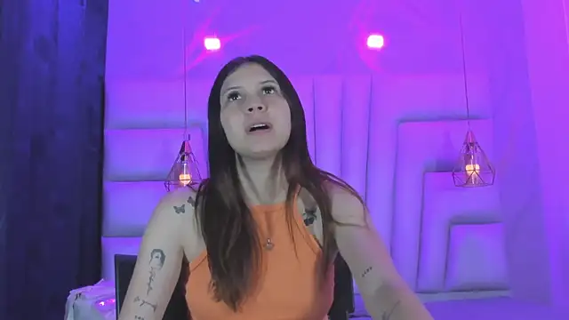 AngelaaCute  online show from 7, 4, 2026