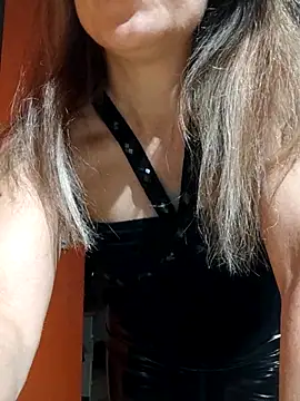 Dark Angel 22 online show from 7, 10, 2025