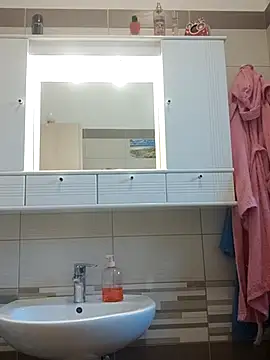 Dark Angel 22 online show from 26, 11, 2025