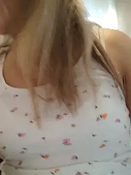 Dark Angel 22 online show from 10, 11, 2025