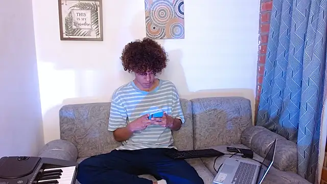 nickolas moon online show from 16, 1, 2025