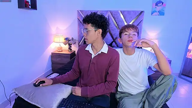 nickolas moon online show from 7, 11, 2025