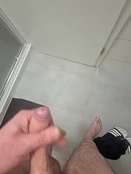 kisbiro77777 online show from 5, 3, 2026