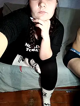 Snapshot of ZeFFirky chatting on 25, 12, 2024 ZeFFirky online show from 25, 12, 2024