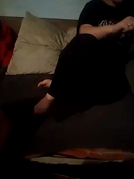 Snapshot of ZeFFirky chatting on 26, 11, 2025 ZeFFirky online show from 26, 11, 2025